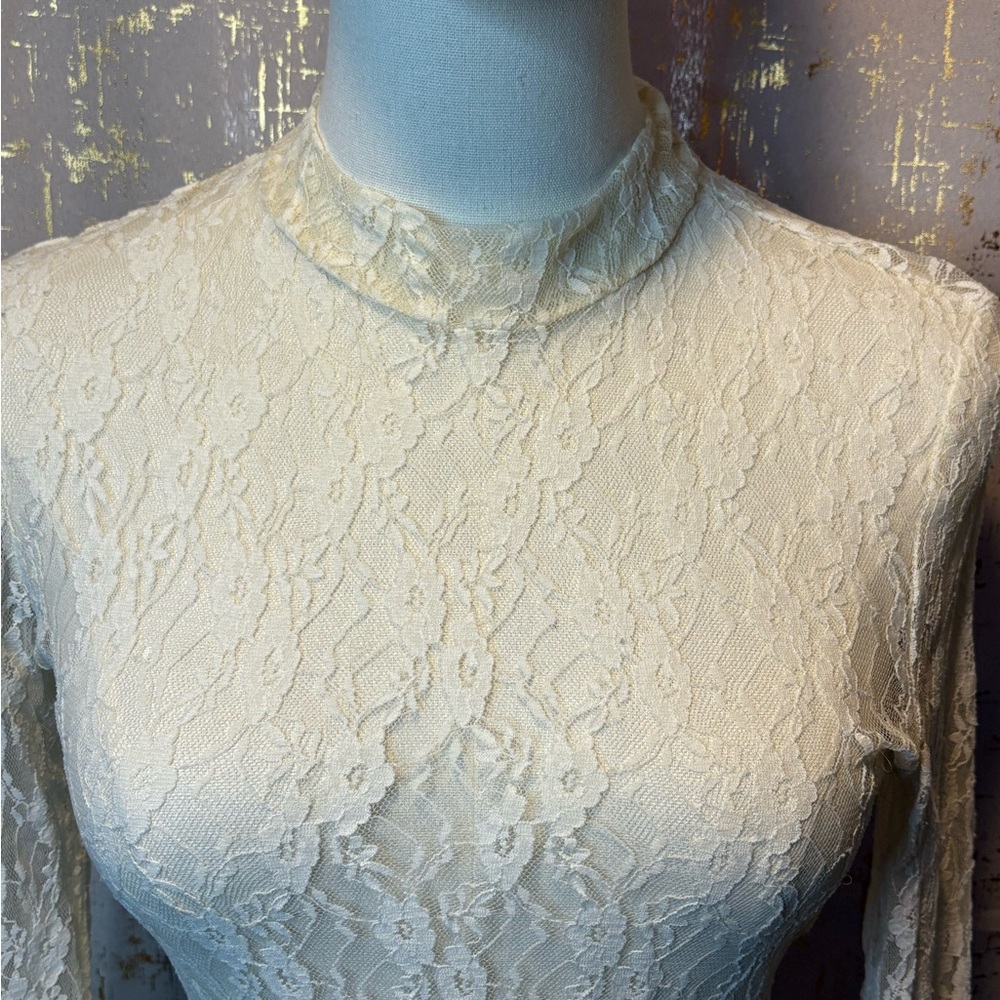 Forever 21 Cream Lace Long Sleeve Shirt - Picture 2 of 5